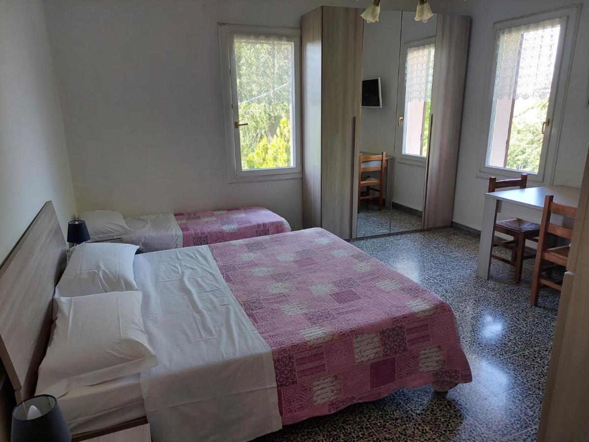 Agriturismo Ca' Isotta Castello di Serravalle Екстериор снимка