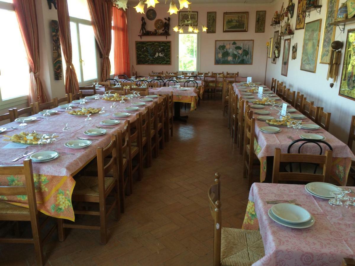 Agriturismo Ca' Isotta Castello di Serravalle Екстериор снимка